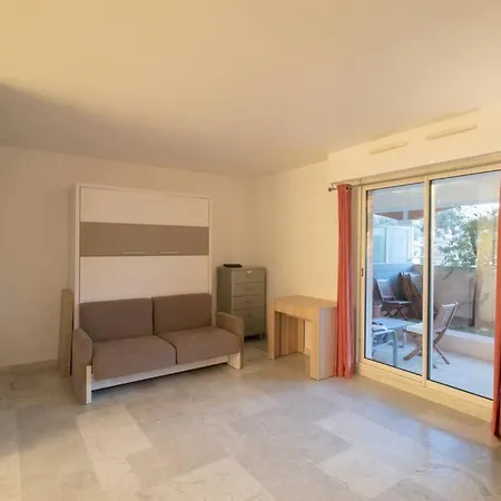 En Centre-ville Proche Monaco * קאפ ד'איי