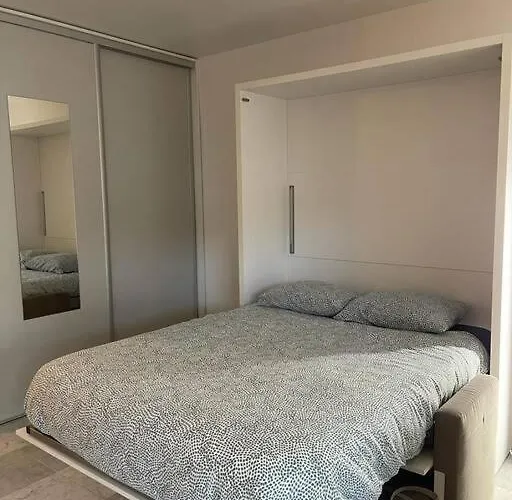 En Centre-ville Proche Monaco شقة