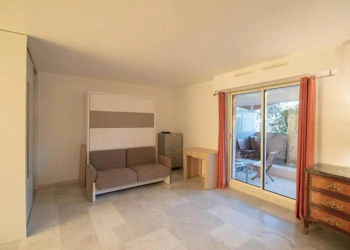 En Centre-ville Proche Monaco * كاب داي